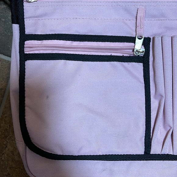 Messenger bag. - Picture 2 of 8